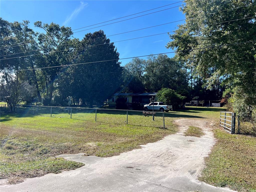 11820 NW HIGHWAY 225, REDDICK, FL — photo 2 of 15
