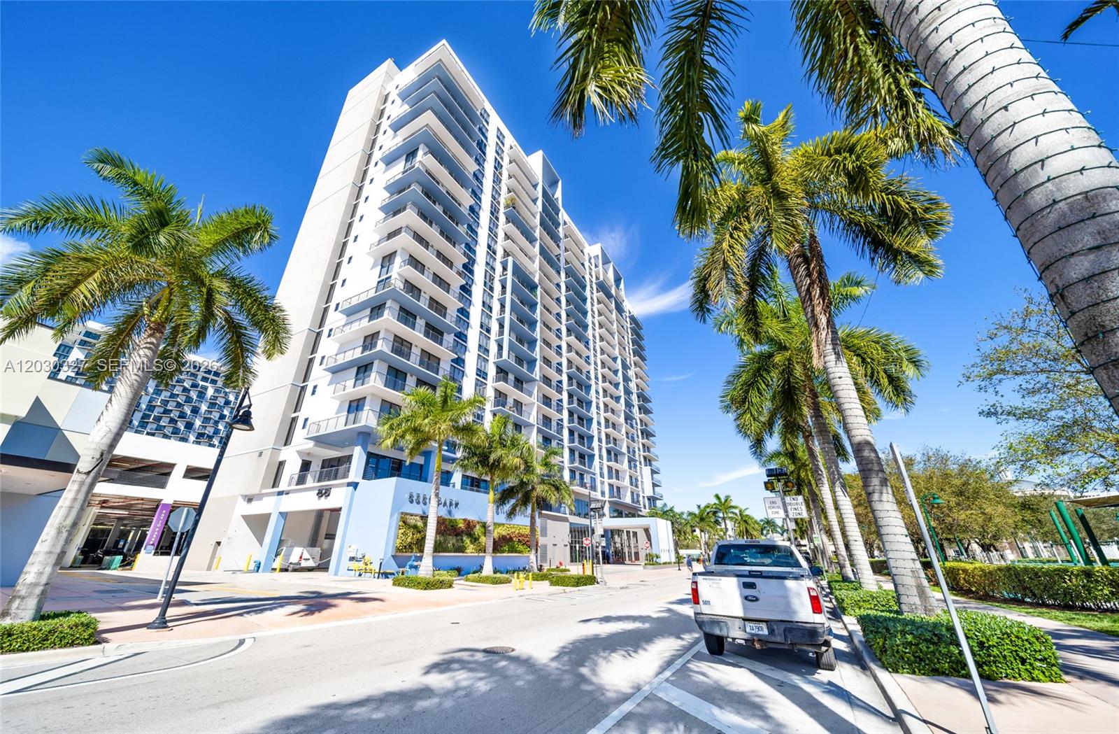 5350 NW 84th Ave # 903, Doral FL 33166