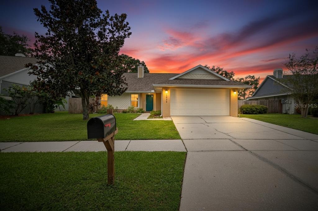 2025 SHADOW PINE DRIVE