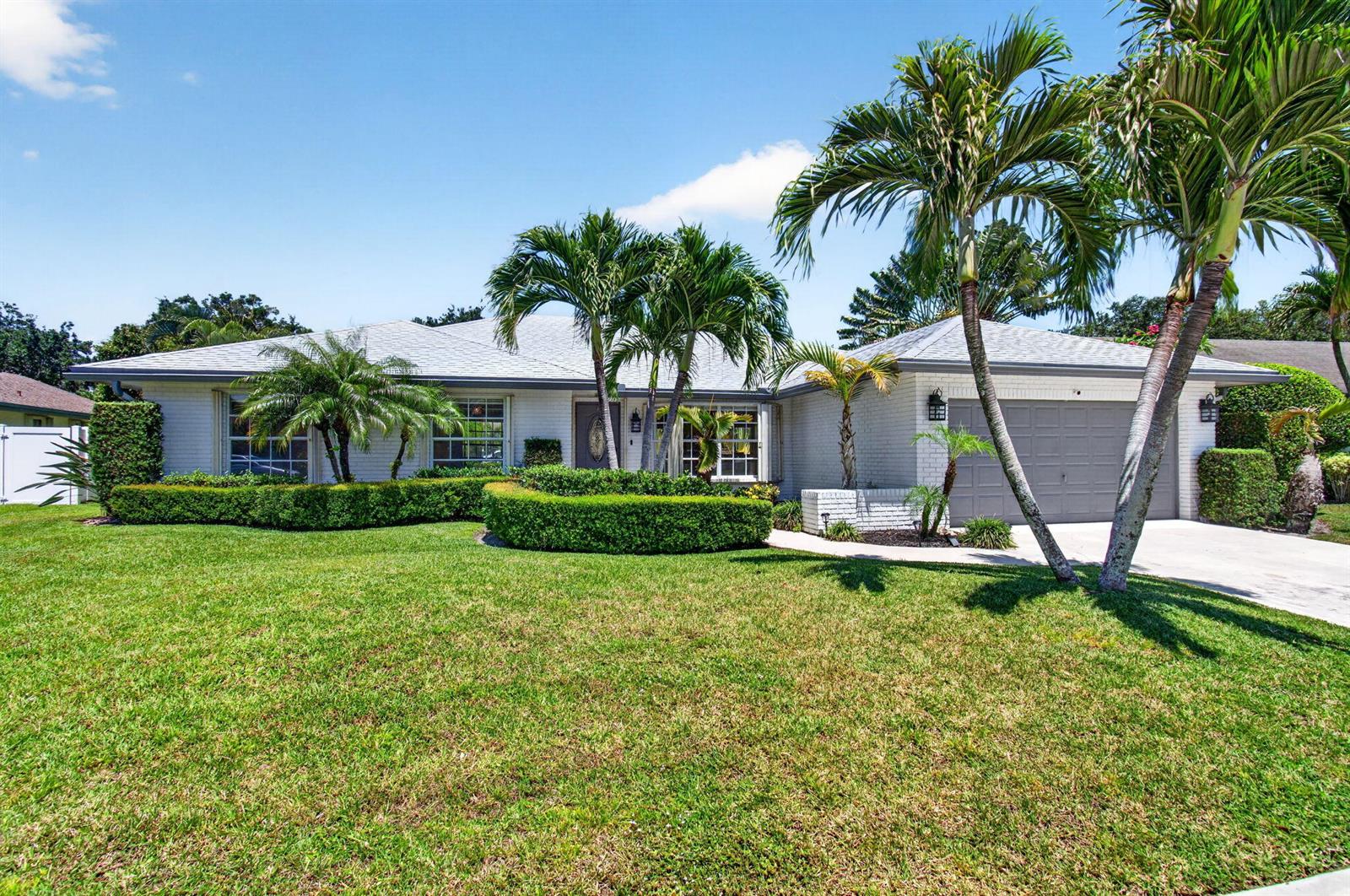 17634 Lake Park Road, Boca Raton FL 33487