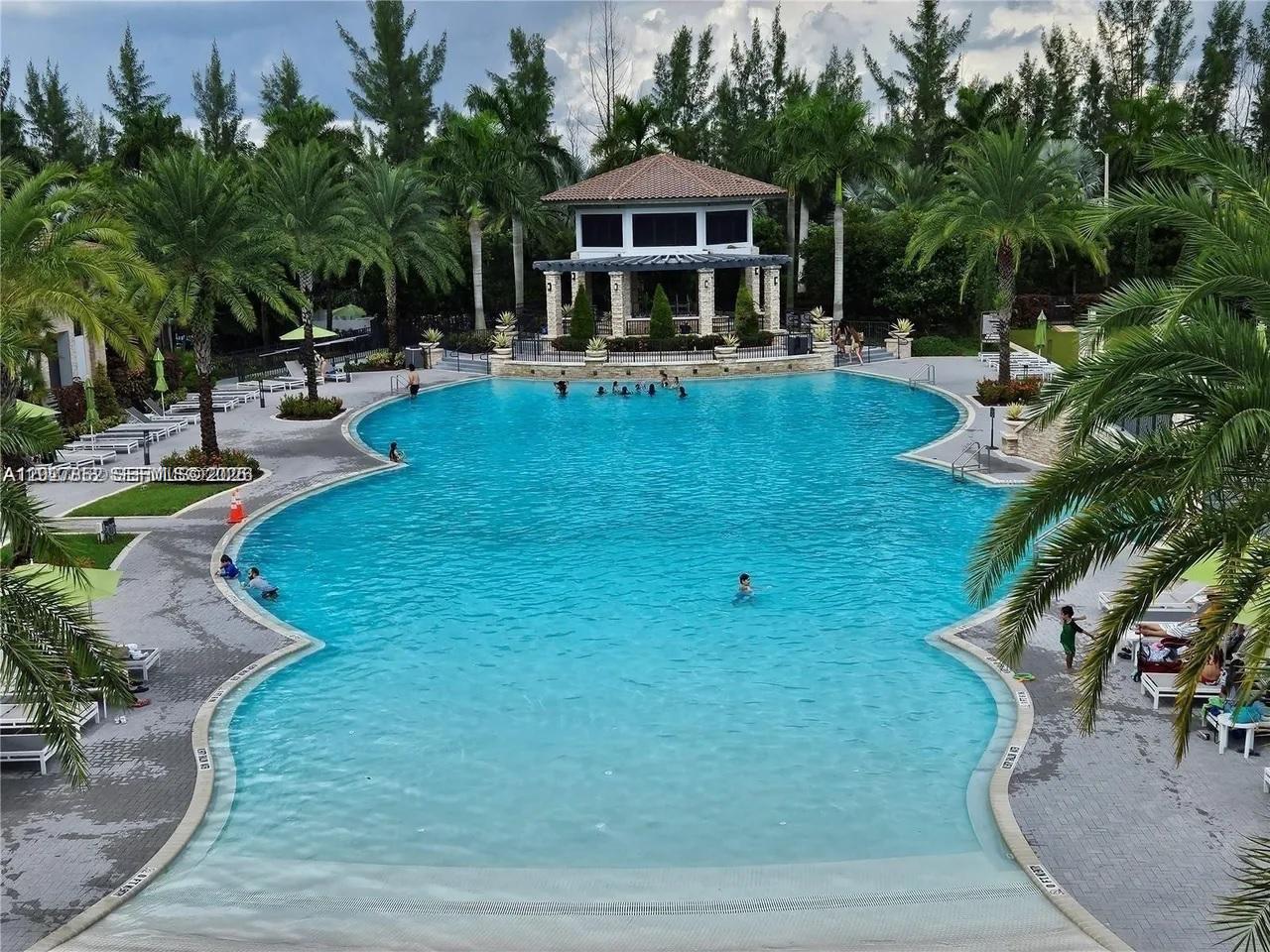 8005 NW 104th Ave # 3, Doral FL 33178