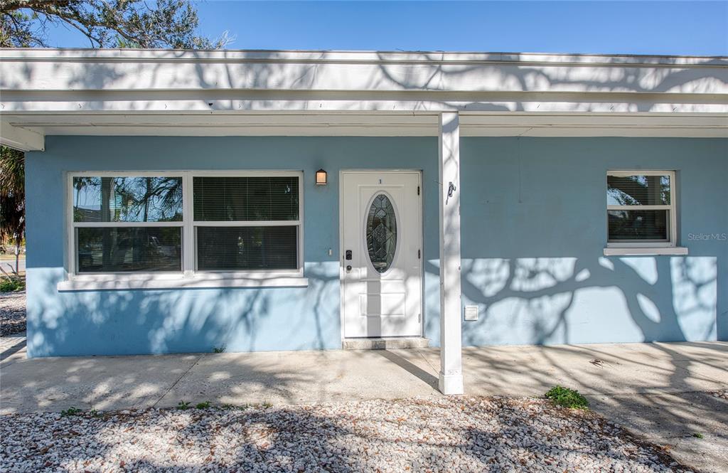 717 E GULF BOULEVARD, INDIAN ROCKS BEACH, FL — photo 3 of 30