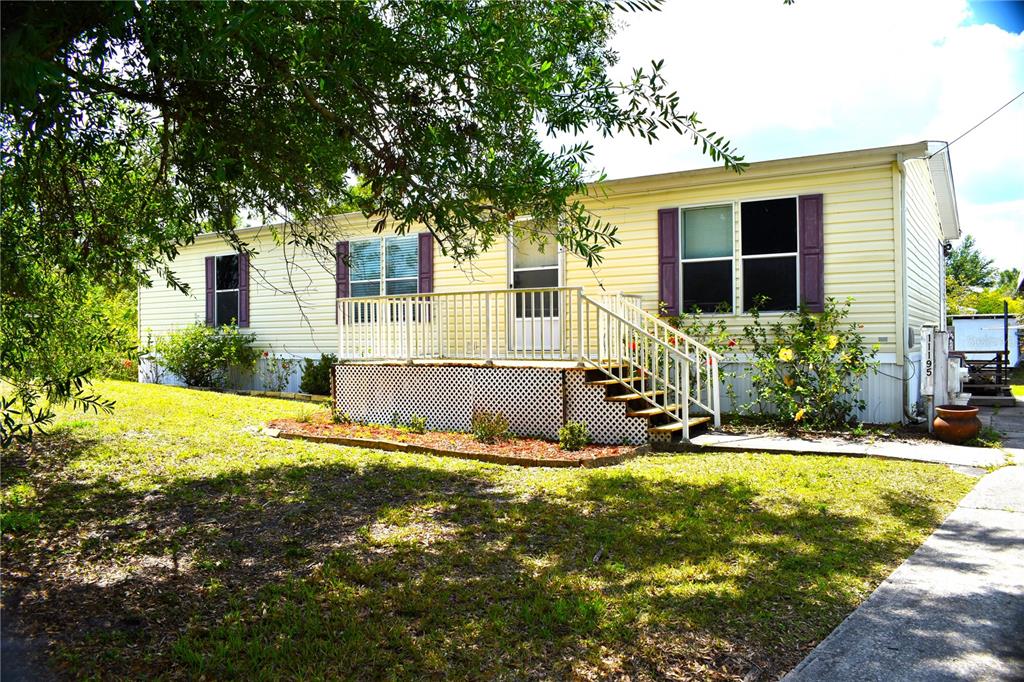 11195 GRAPEFRUIT LANE