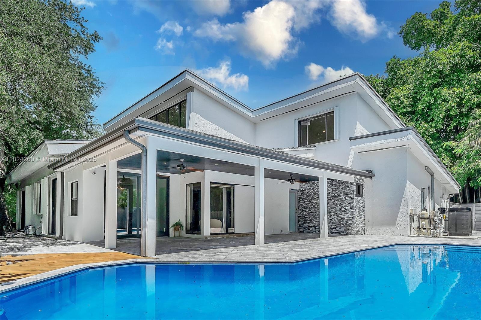 5811 SW 33 Ter, Hollywood FL 33312