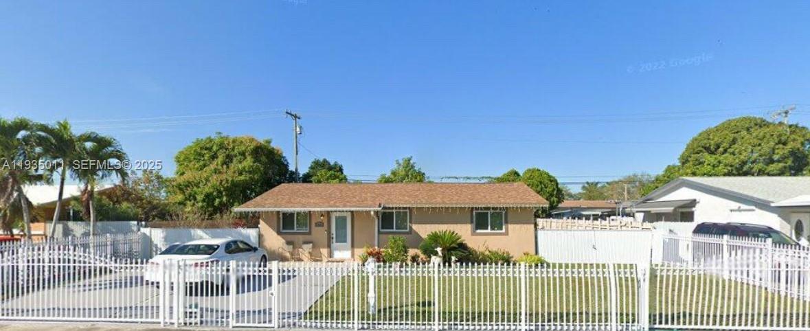 19360 SW 116th Ave, Miami FL 33157