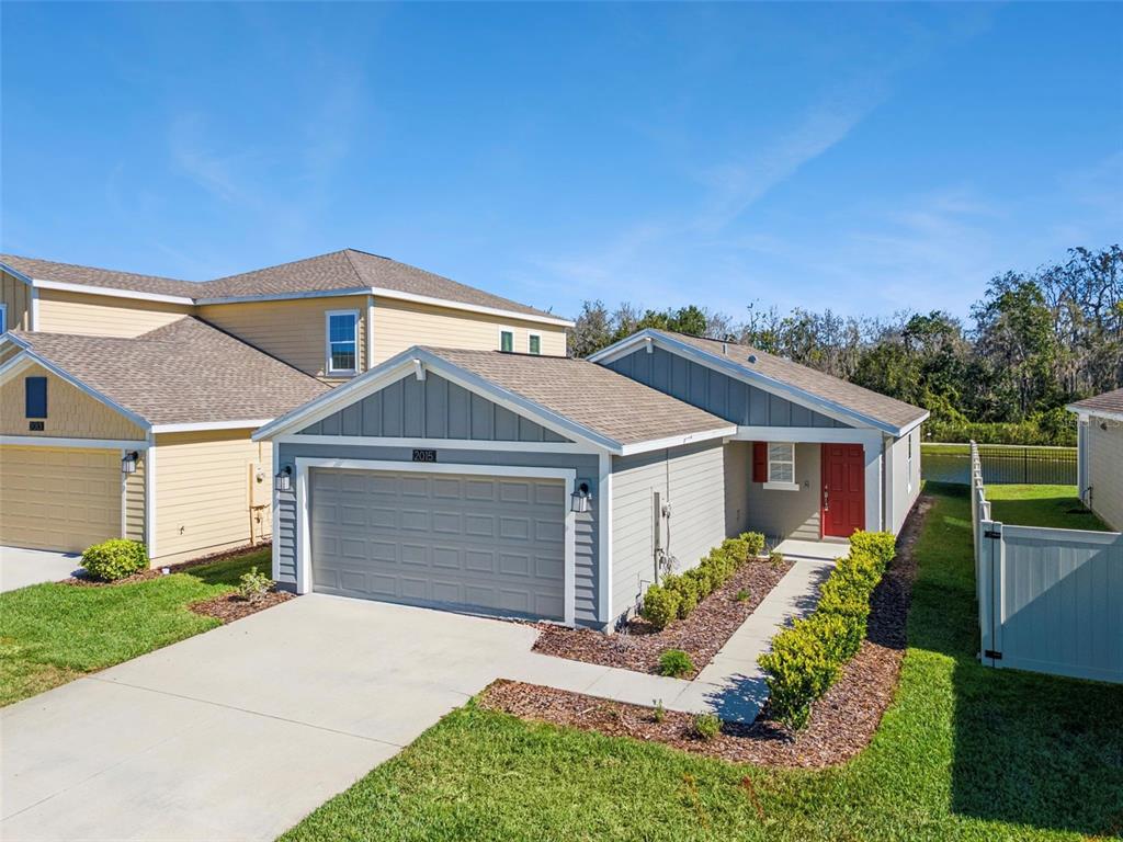 2015 MYRTLE PINE STREET