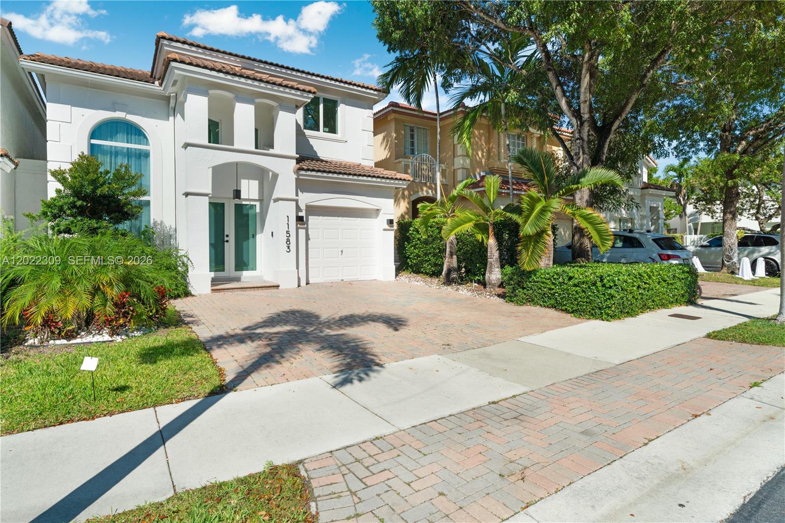 11583 NW 69th Ter, Doral FL 33178