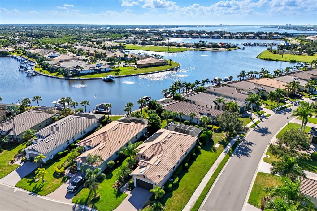 1250 TIDEWATER COURT