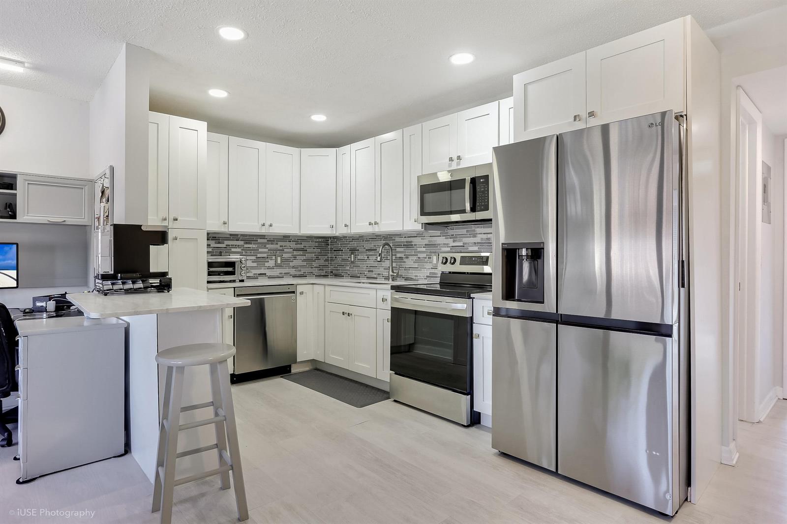 94 Hastings F, West Palm Beach FL 33417