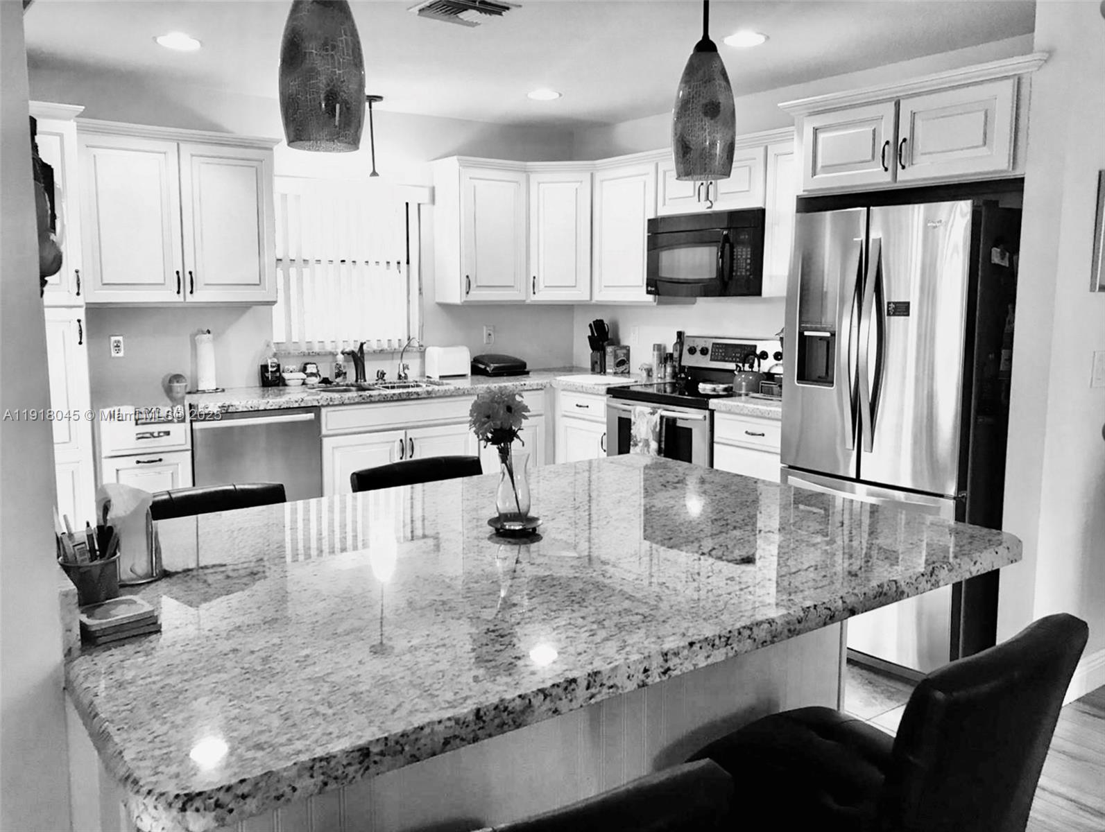 737 SE 22nd Dr, Homestead FL 33033