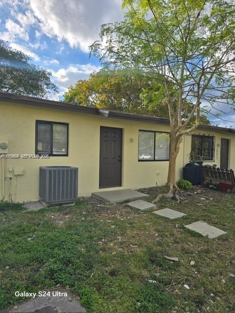 28055 SW 143rd Ct, Homestead FL 33033