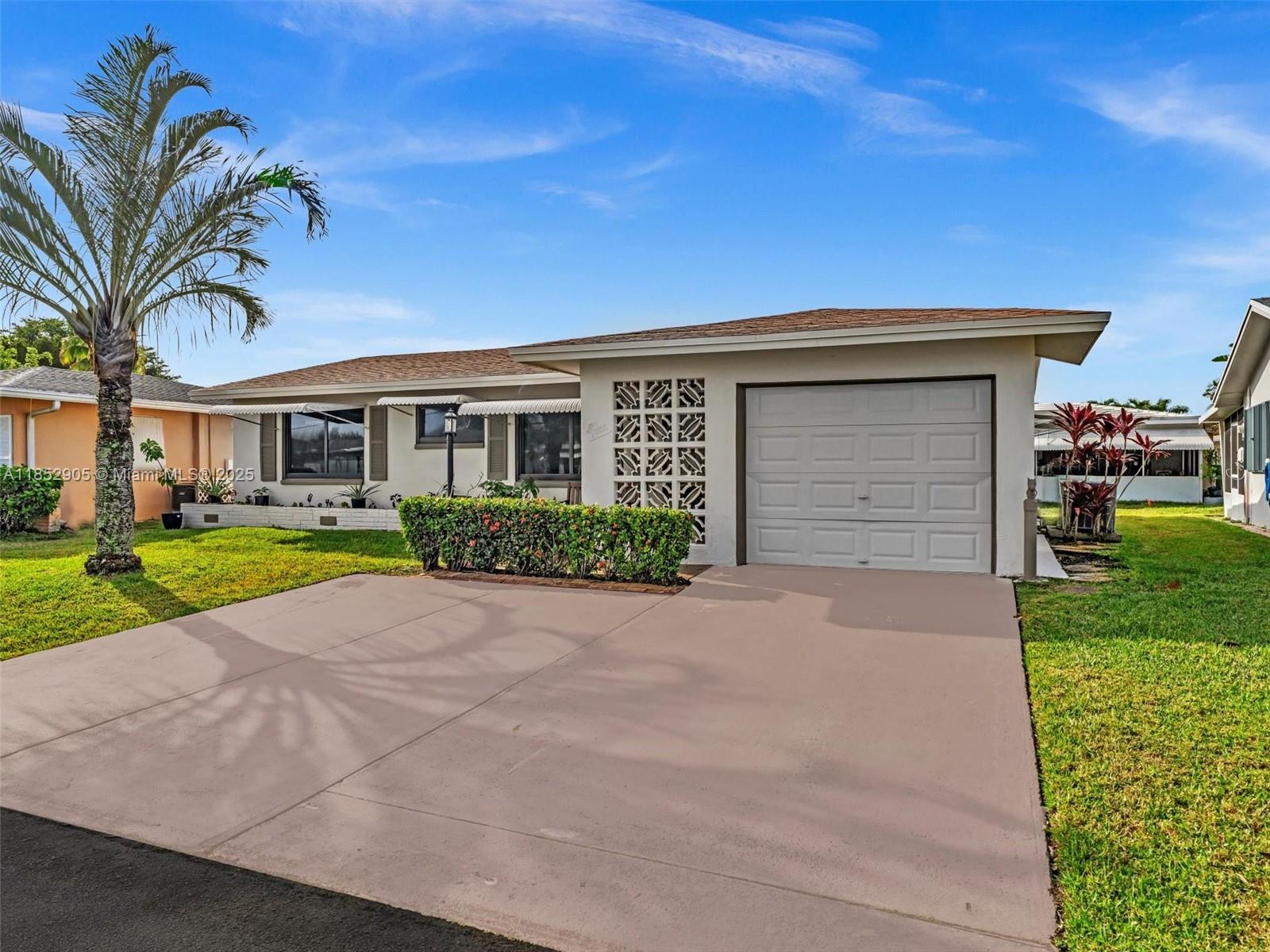 6708 NW 58th Ct, Tamarac FL 33321