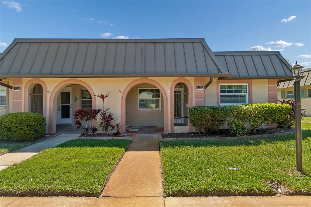4204 STRATFORD DRIVE UNIT 4204