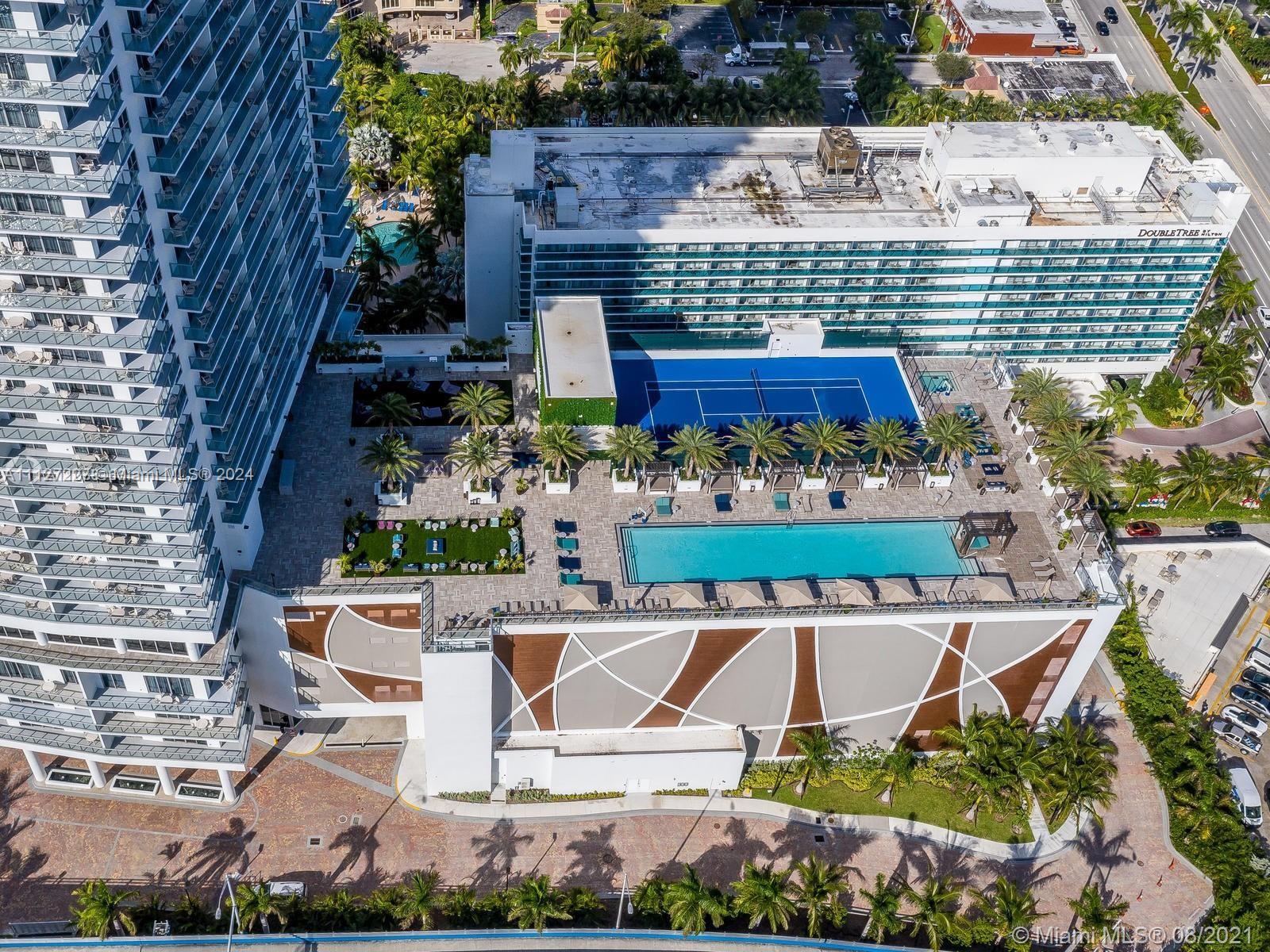 4010 S Ocean Dr # R401, Hollywood FL 33019