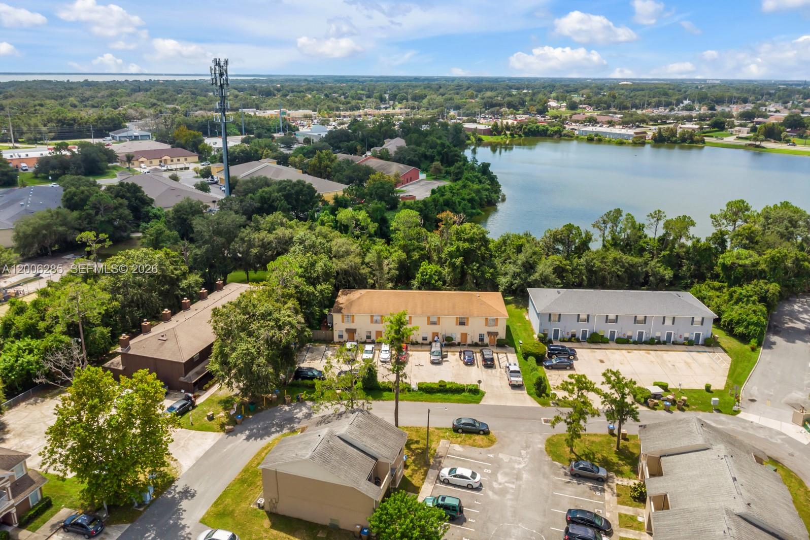 164 Bowie Lane, Kissimmee FL 34743
