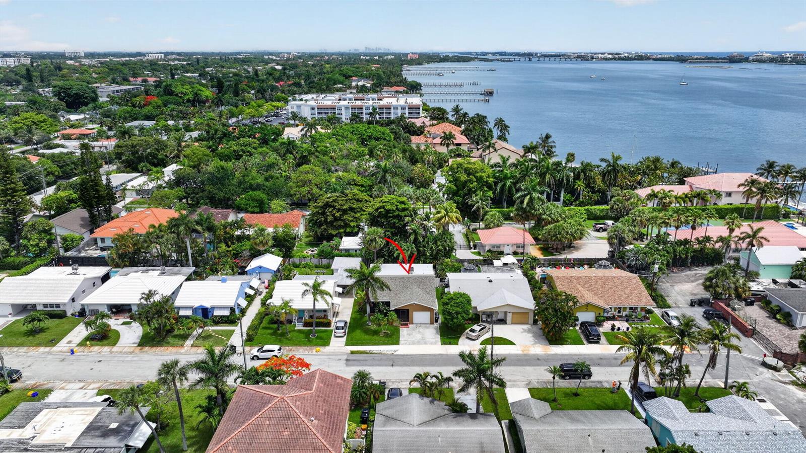 70 18th Avenue S, FL 33460