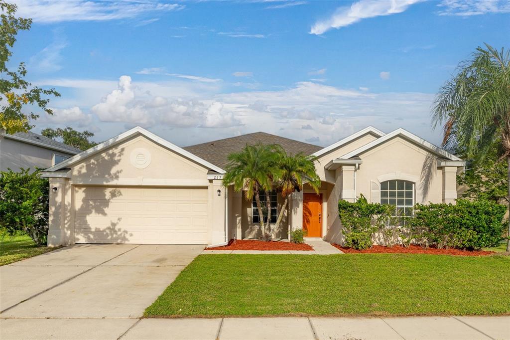 2172 THE OAKS BOULEVARD