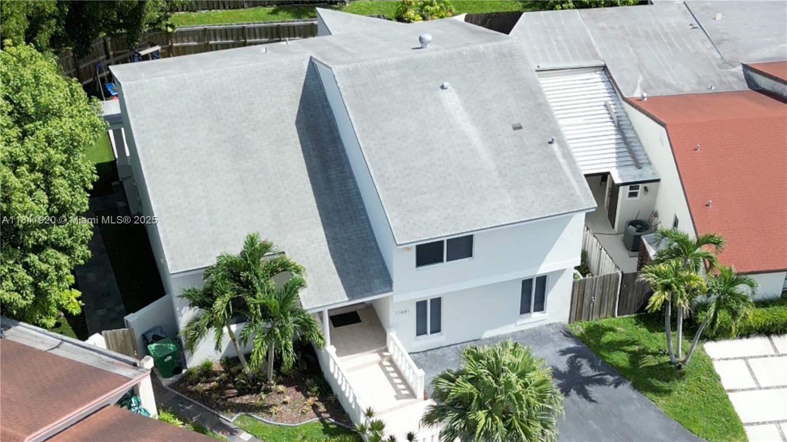 11441 SW 33rd Ln, Miami FL 33165