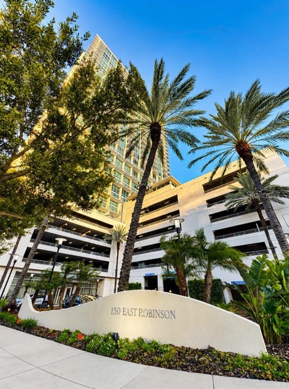 150 E ROBINSON STREET UNIT 29B
