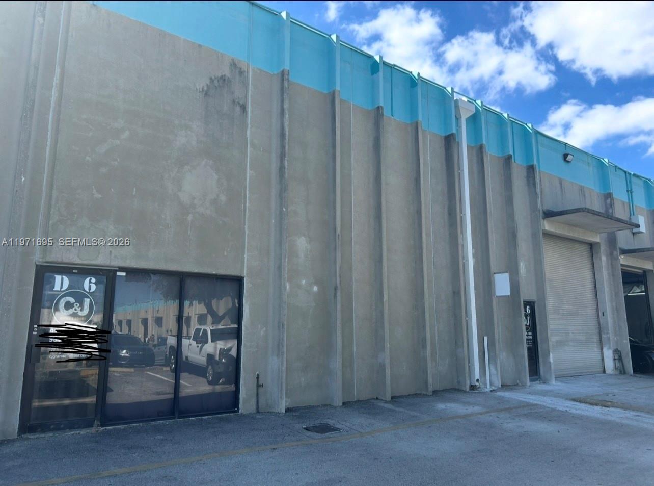5301 NW 15 ST, Margate FL 33063