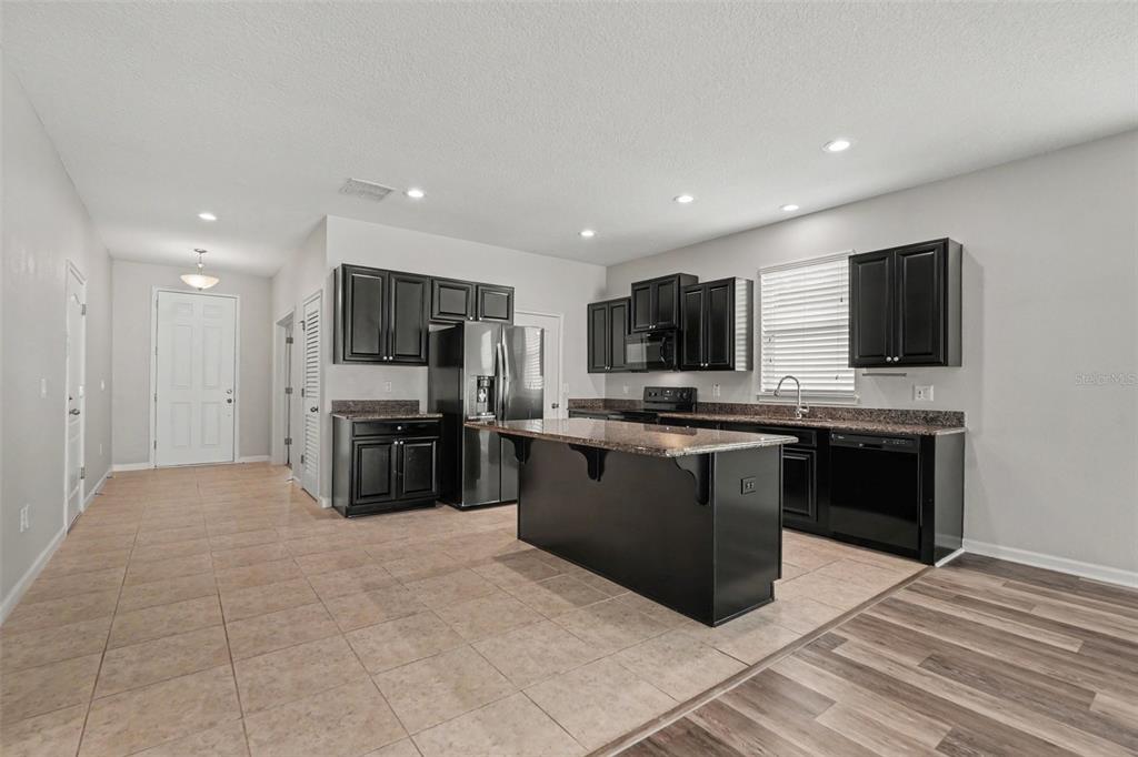 12318 EAGLE SWOOP PLACE, RIVERVIEW, FL — photo 5 of 17
