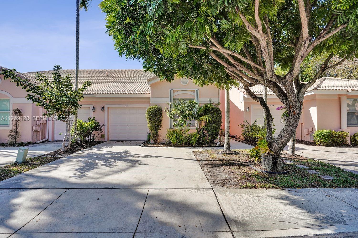 274 Coral Trace Ln, Delray Beach FL 33445