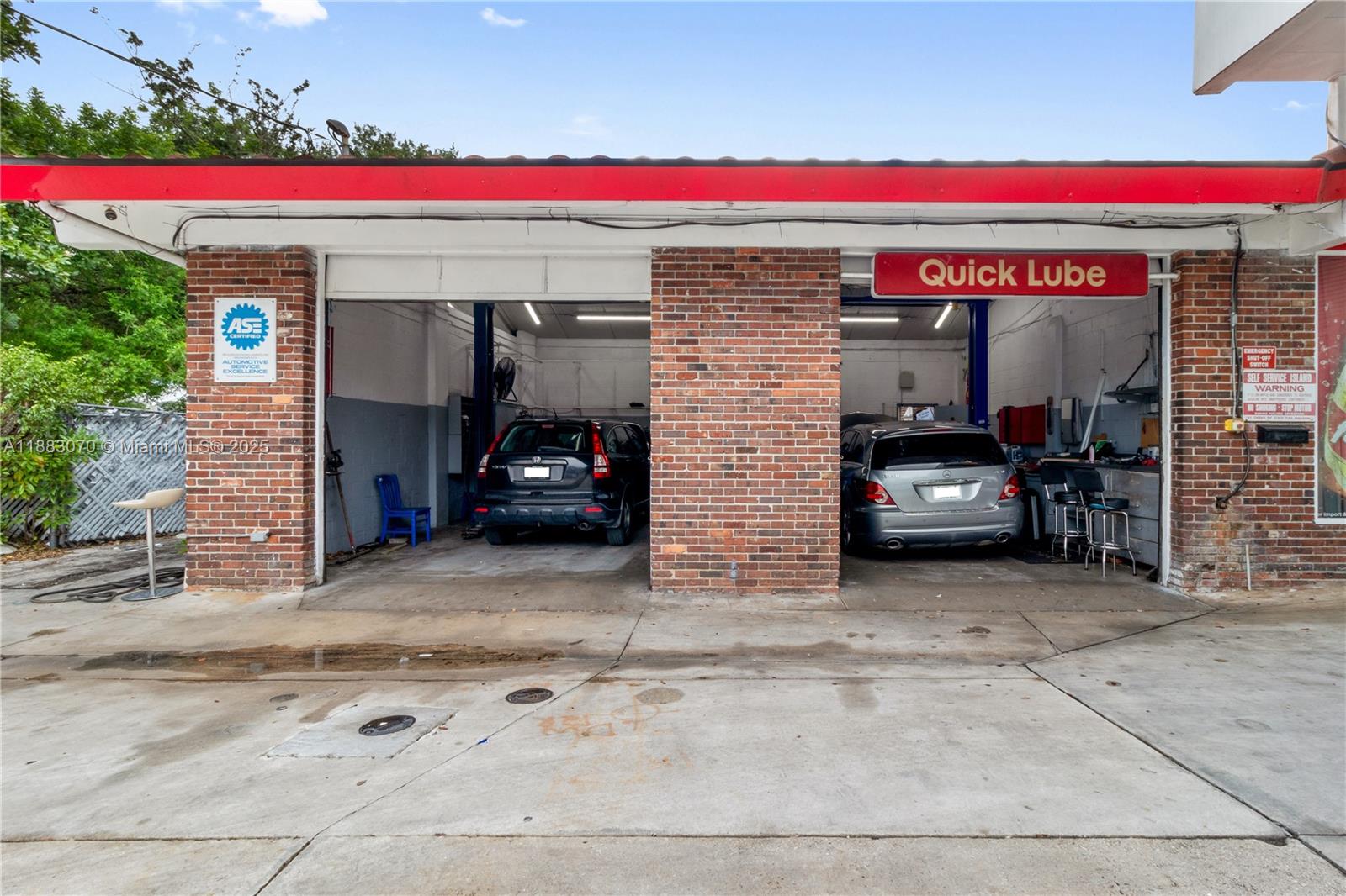 5271 W Broward Blvd, Plantation FL 33317