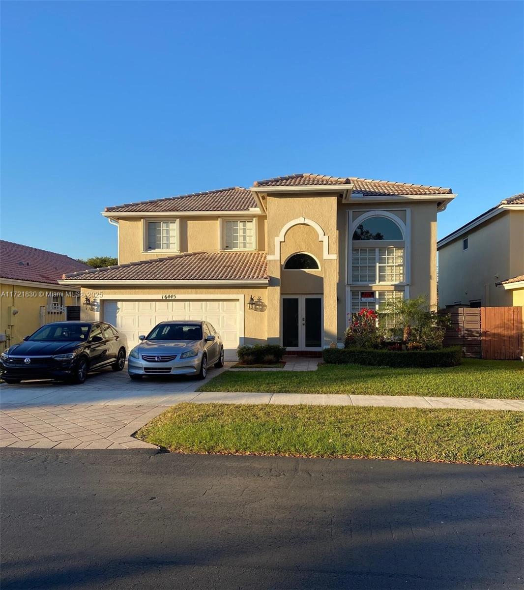 16445 SW 100th Ter, Miami FL 33196