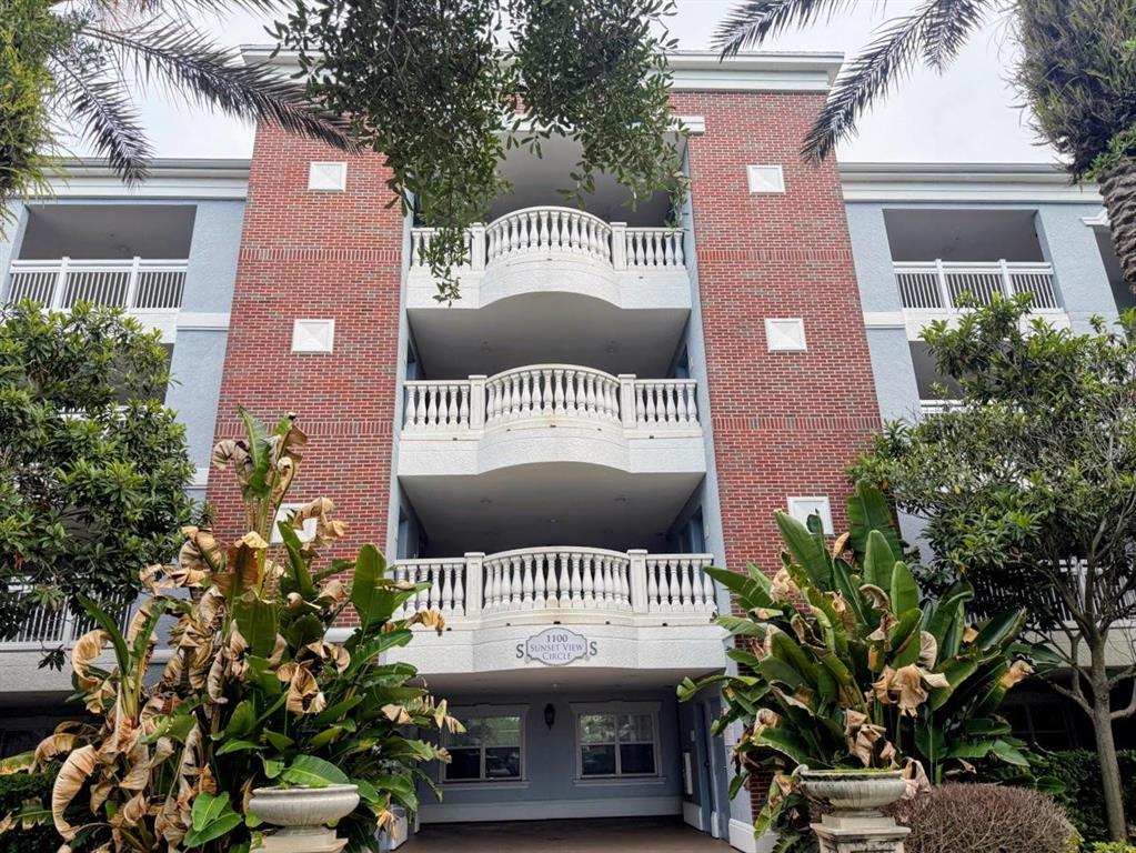 1100 SUNSET VIEW CIRCLE S UNIT 304