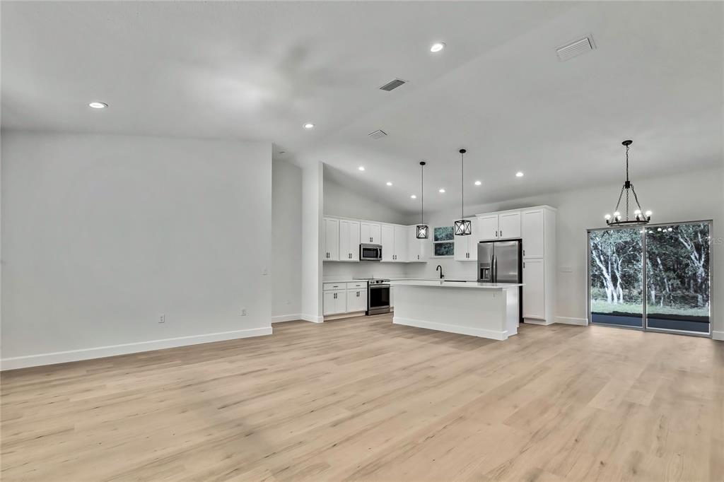 8118 N SANTOS DRIVE, CITRUS SPRINGS, FL — photo 3 of 30