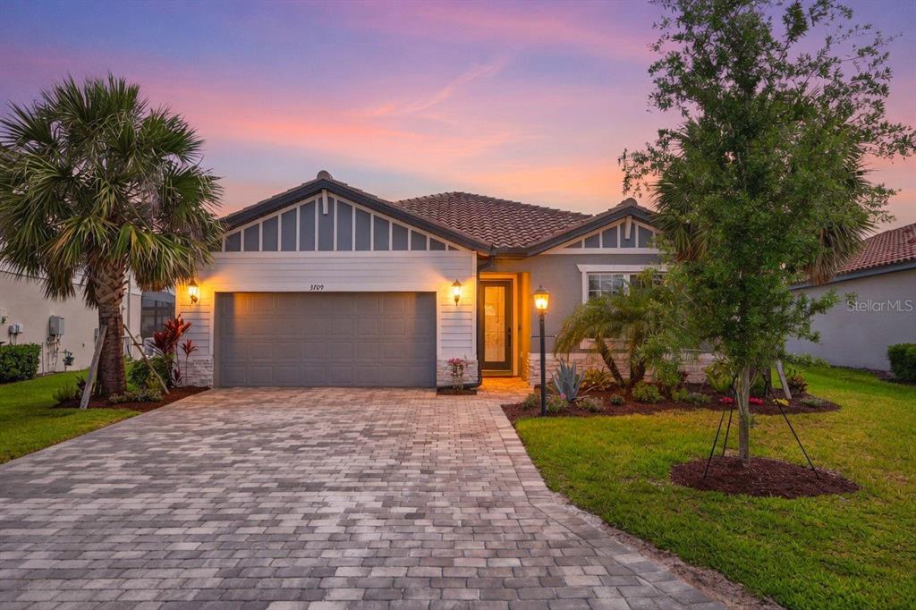 3709 SAVANNA PALMS COURT