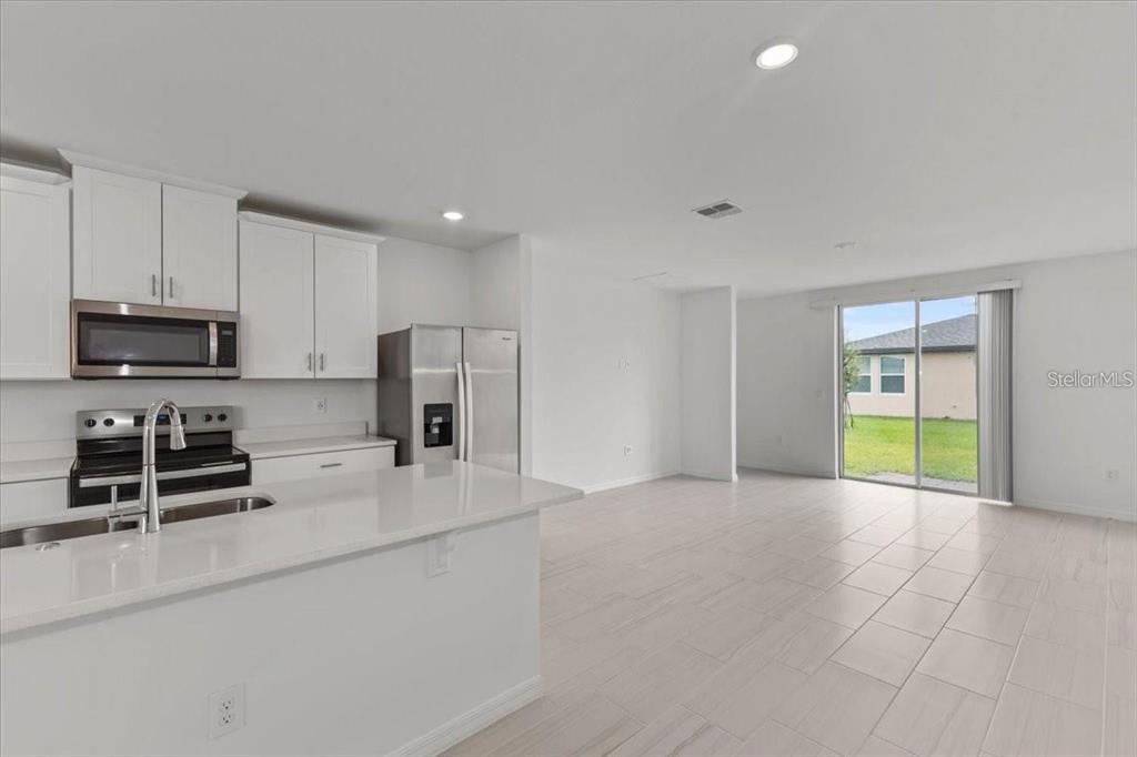 3552 BROADWING BOULEVARD, POINCIANA, FL — photo 2 of 19