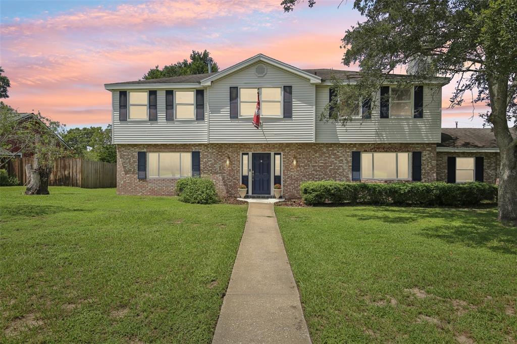 1306 IVYWOOD DRIVE