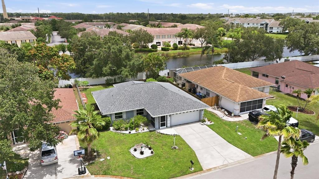 5874 COVINGTON WAY, SARASOTA, FL — photo 2 of 30