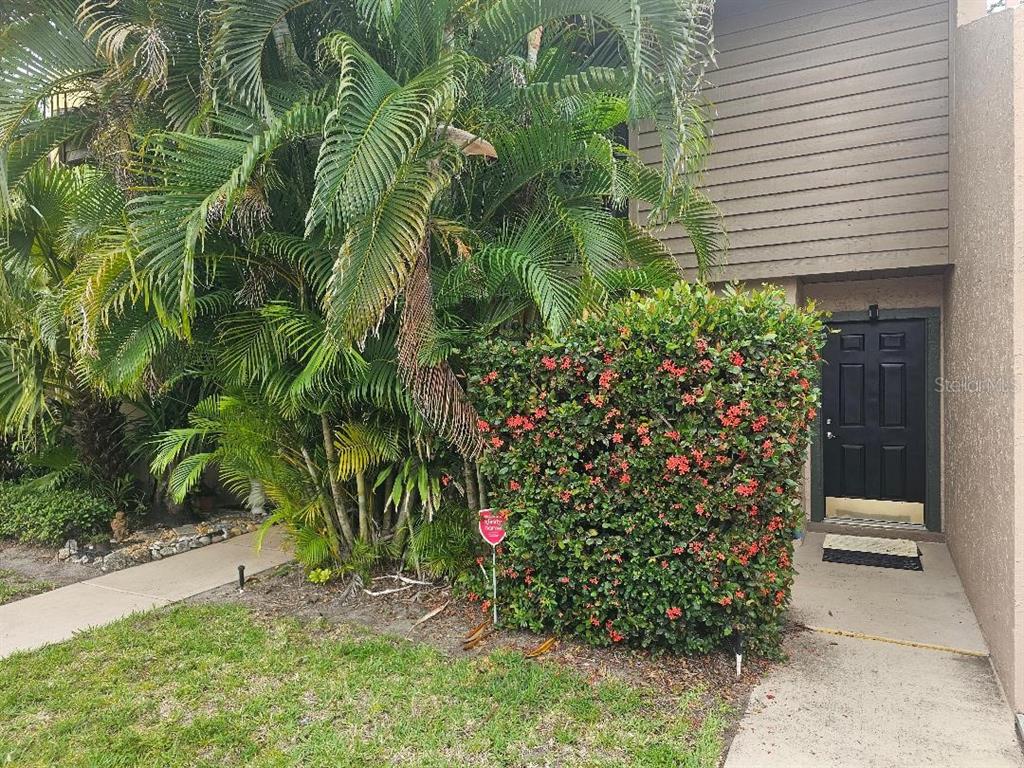 956 SUNRIDGE DRIVE UNIT H2