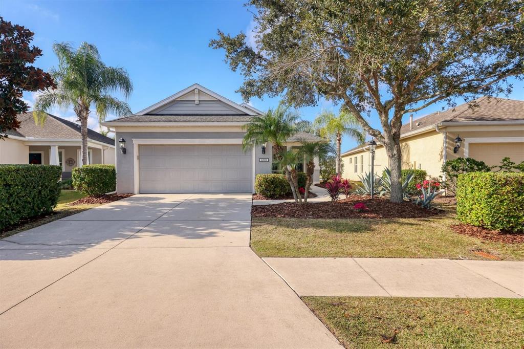 12189 LONGVIEW LAKE CIRCLE