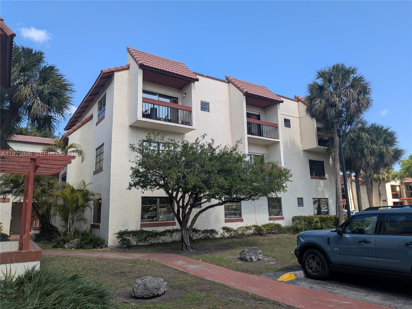 8540 SW 149th Ave # 815, Miami FL 33193