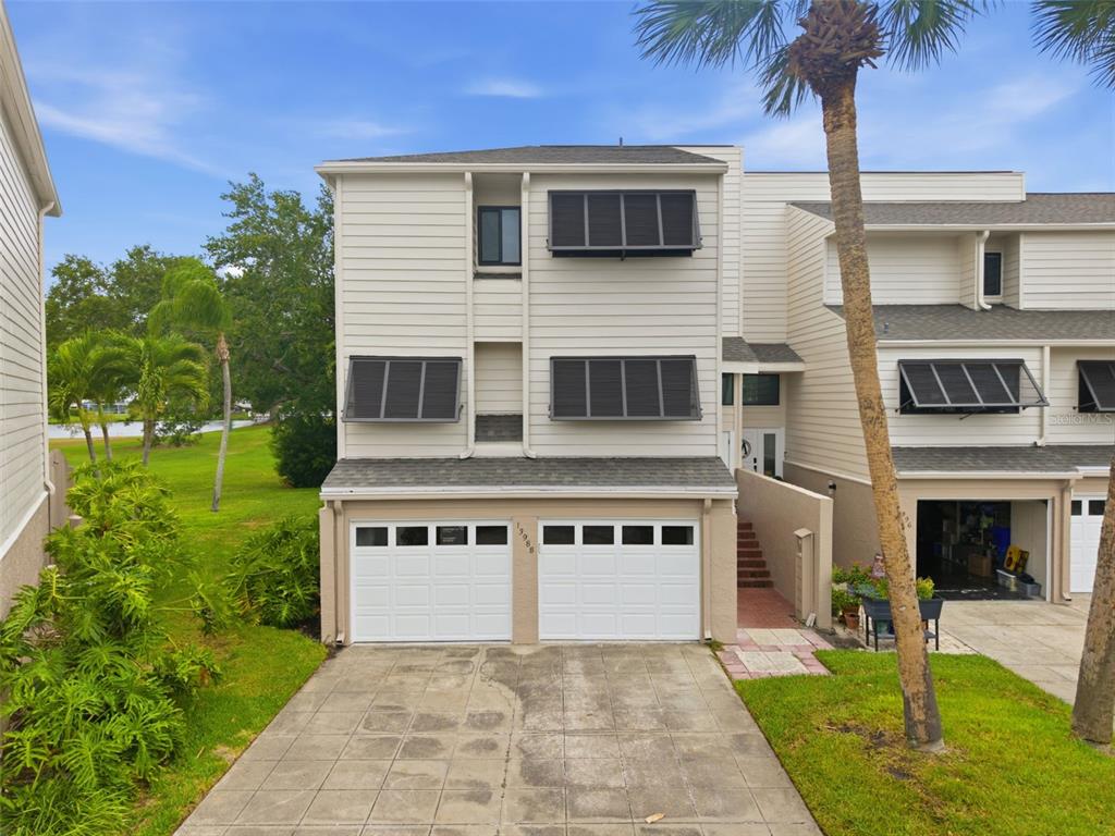 13988 LAKE POINT DRIVE