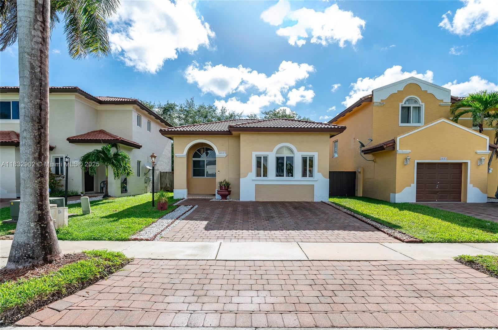 2605 NE 41st Cir, Homestead FL 33033