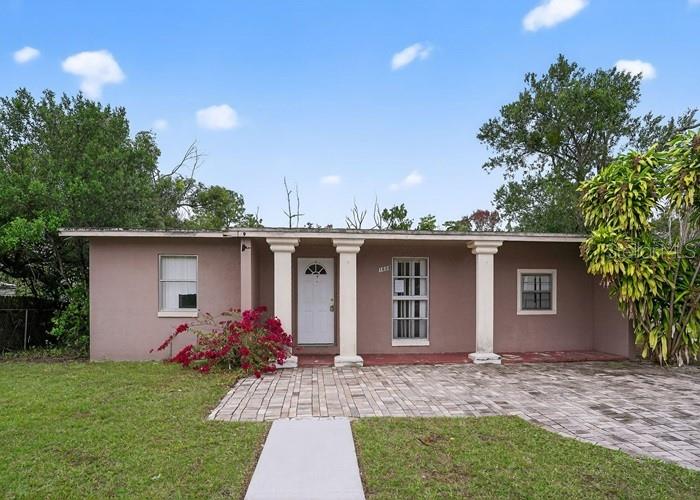 1668 W WAYCROSS CIRCLE