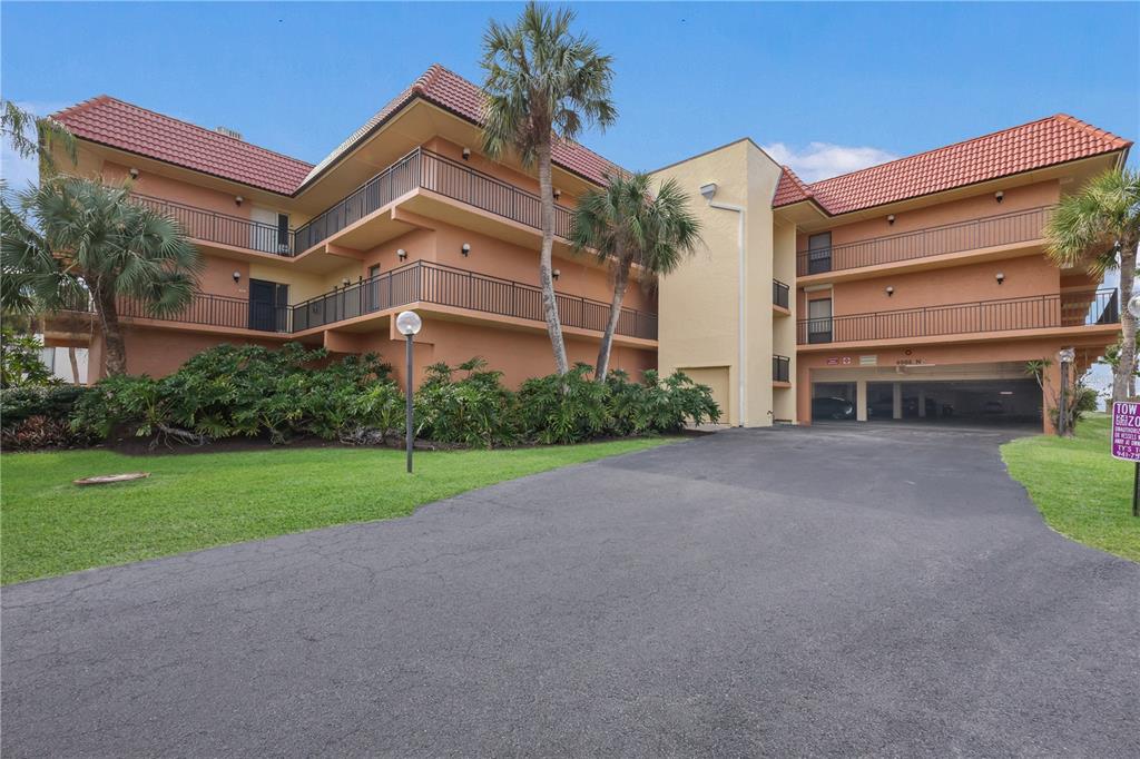 6006 GULF DRIVE UNIT 214, HOLMES BEACH, FL — photo 3 of 30