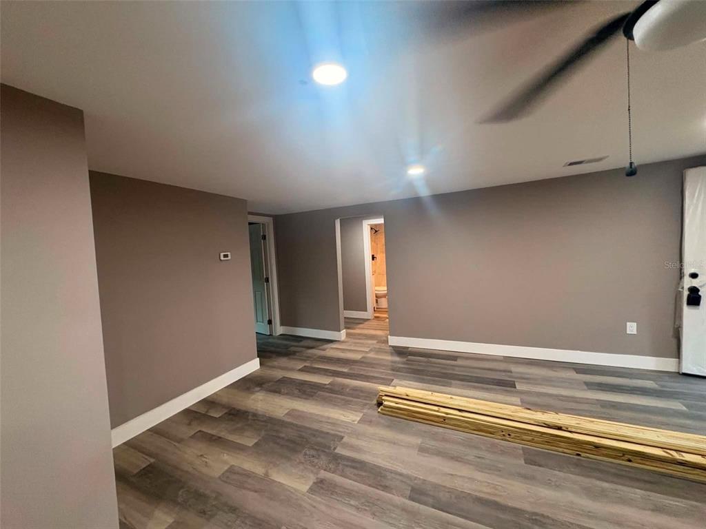 2509 DIXIE AVENUE, SARASOTA, FL — photo 5 of 15