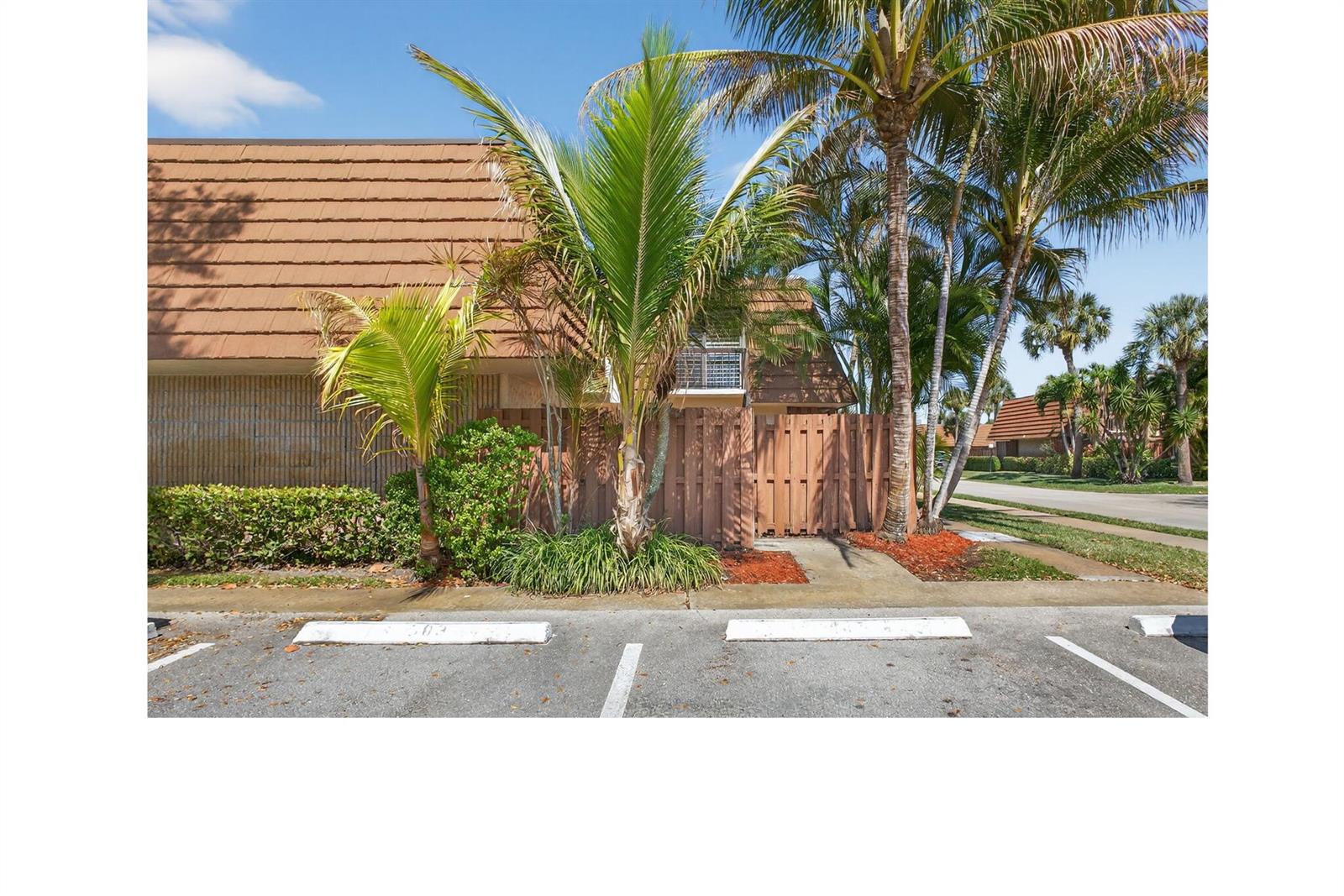825 Center Street # 9a, Jupiter FL 33458