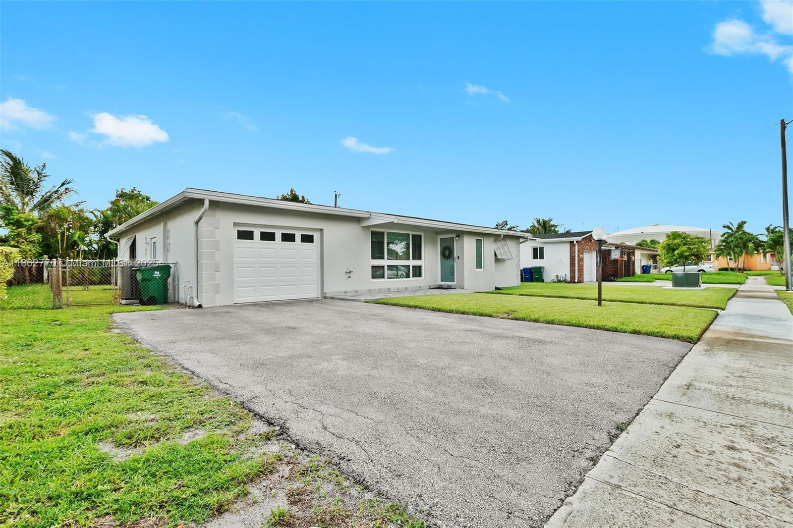 2241 SW 67th Way, Miramar FL 33023