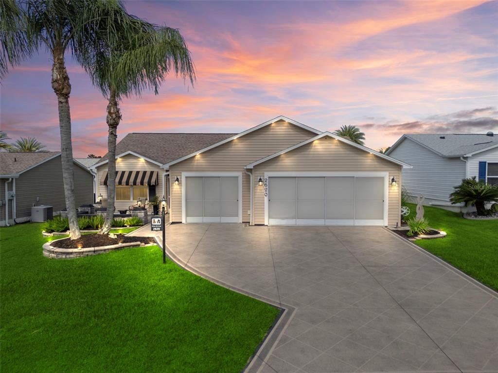 2620 PERSIMMON LOOP