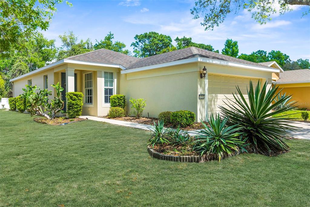 14581 WAKE ROBIN DRIVE, BROOKSVILLE, FL — photo 2 of 30