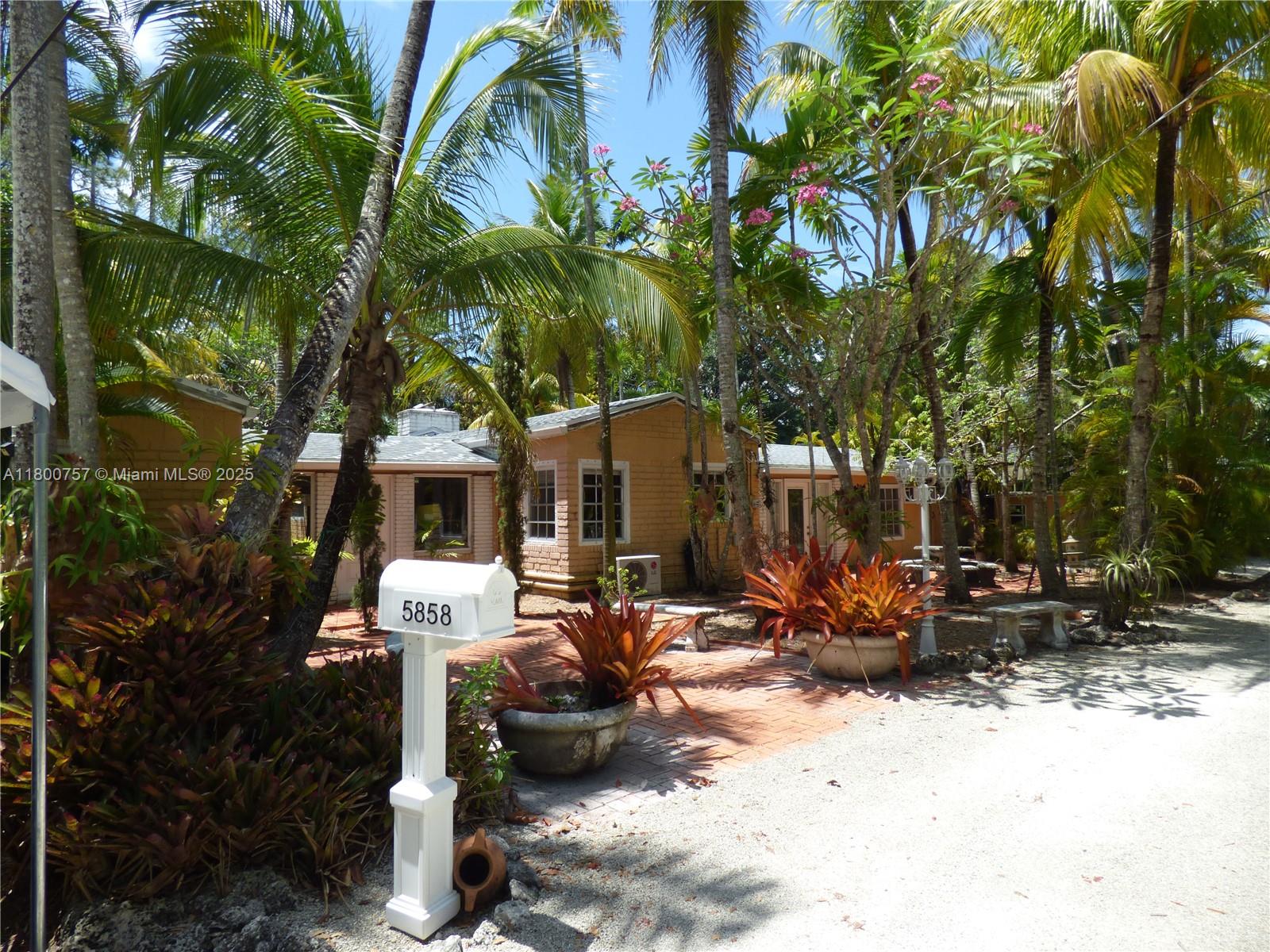 5858 SW 80th St, South Miami FL 33143