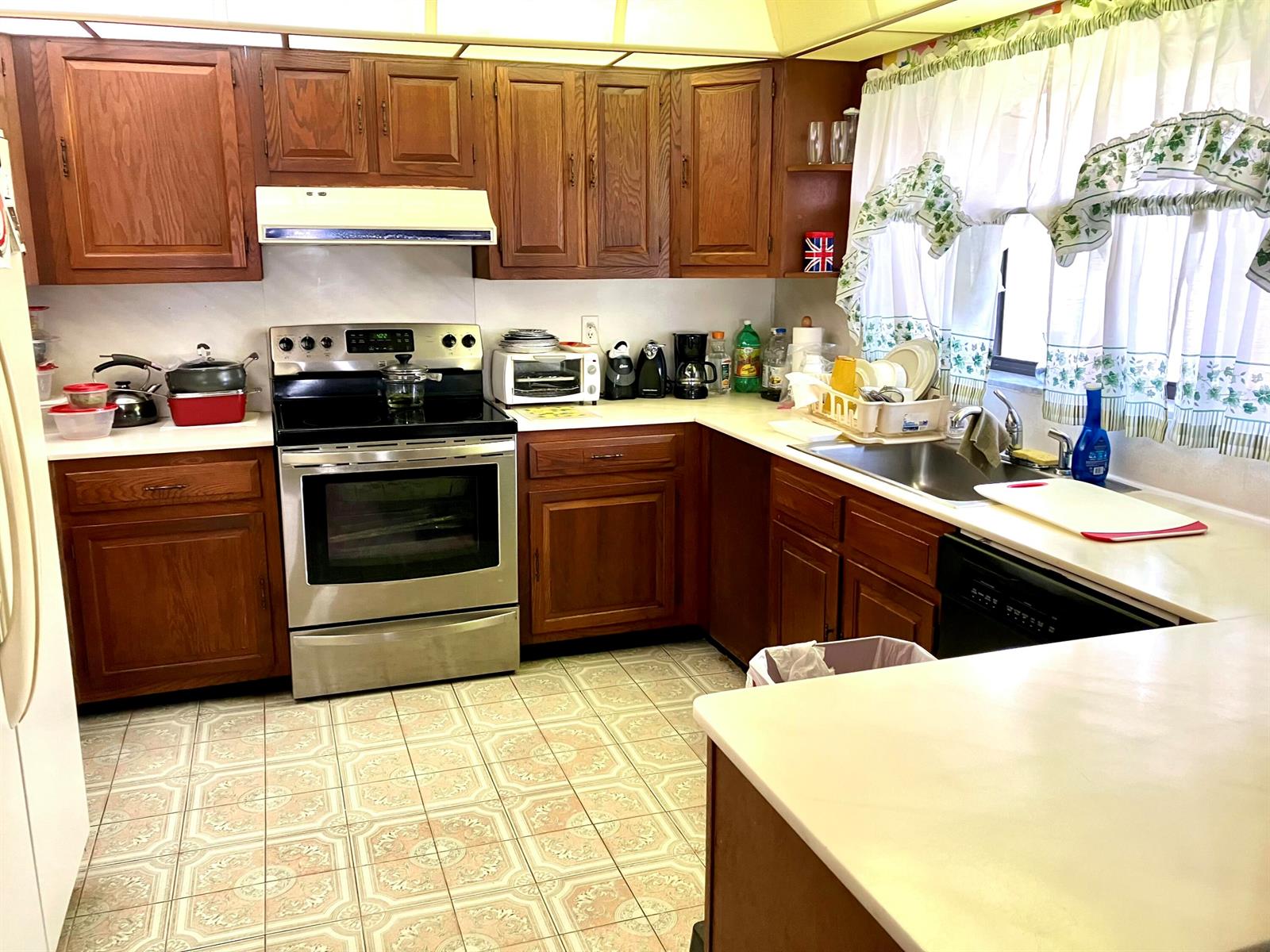 Kitchen — ROYAL PALM BEACH, FL