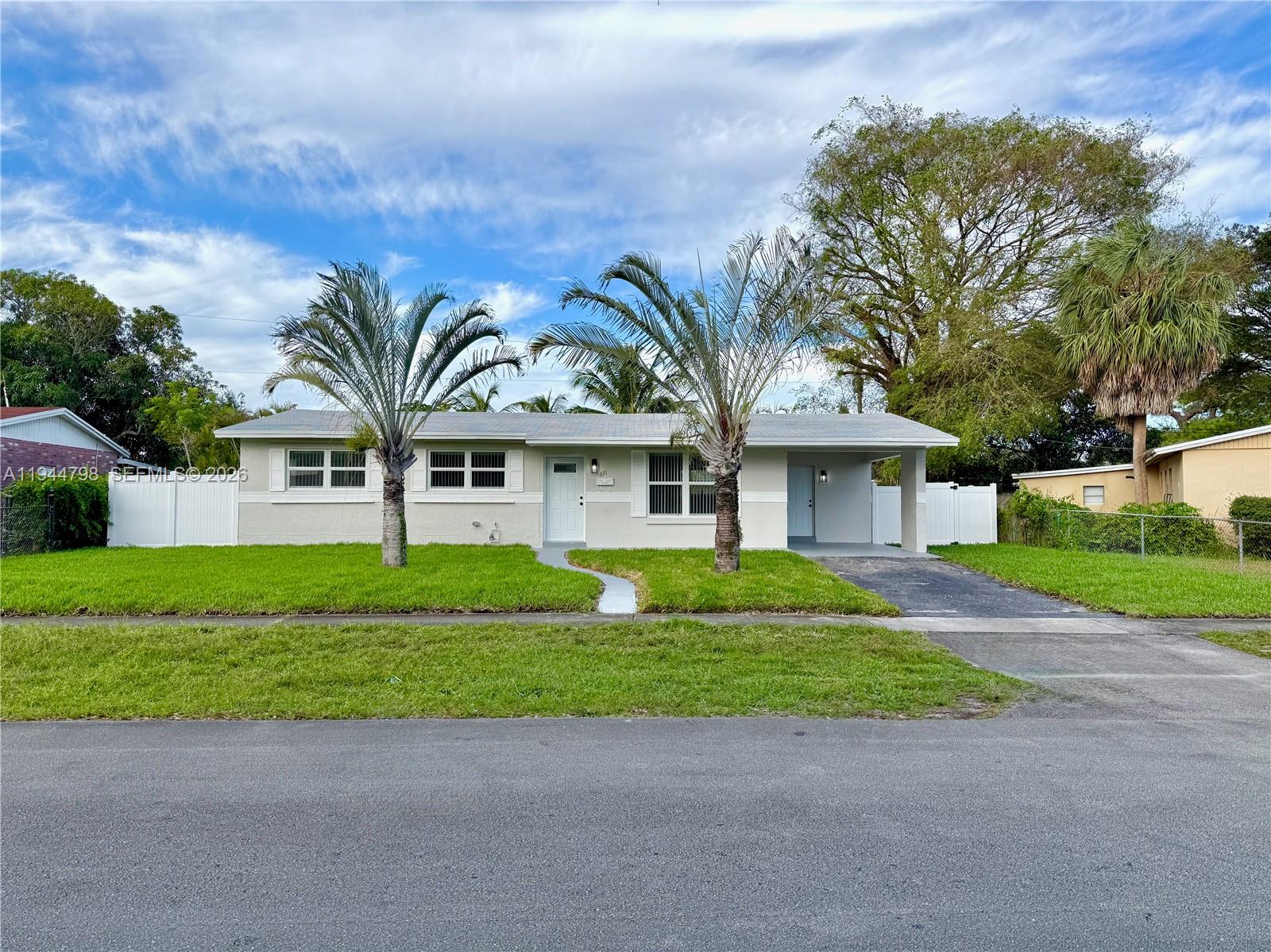 671 NW 37th Ave, Lauderhill FL 33311