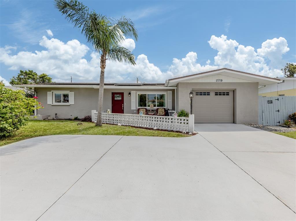 1779 VALENCIA DRIVE